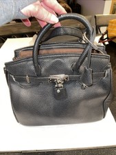 Borsa a mano Leudo in pelle ciottolata nera argento chiusura e chiave nuova senza etichette