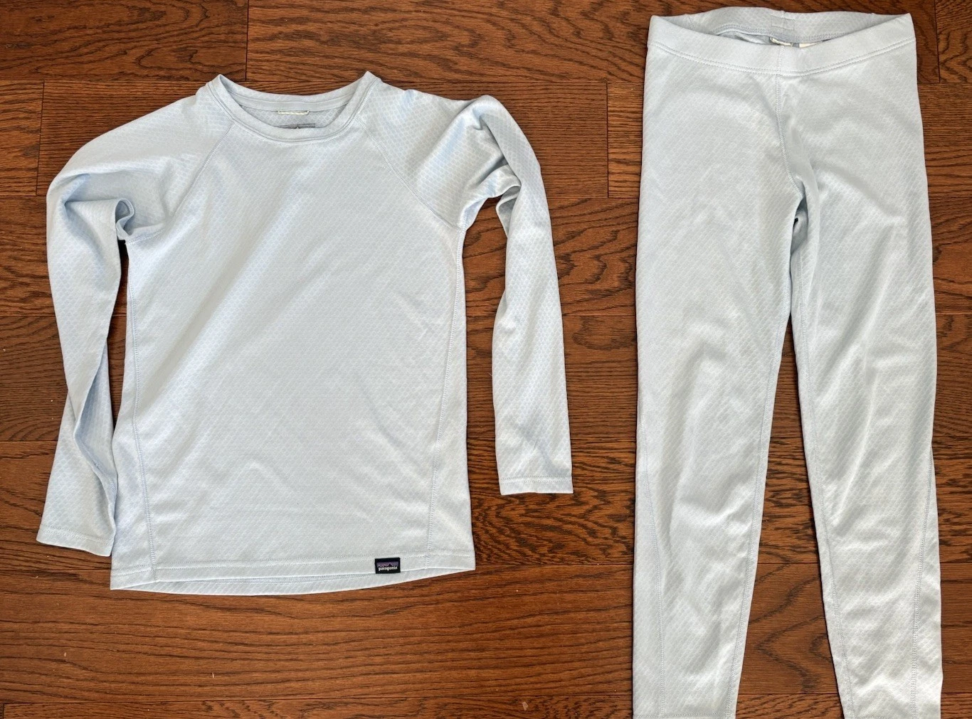 Patagonia Youth Girls Capilene Baselayer Top And Bottoms Size M, Light Blue