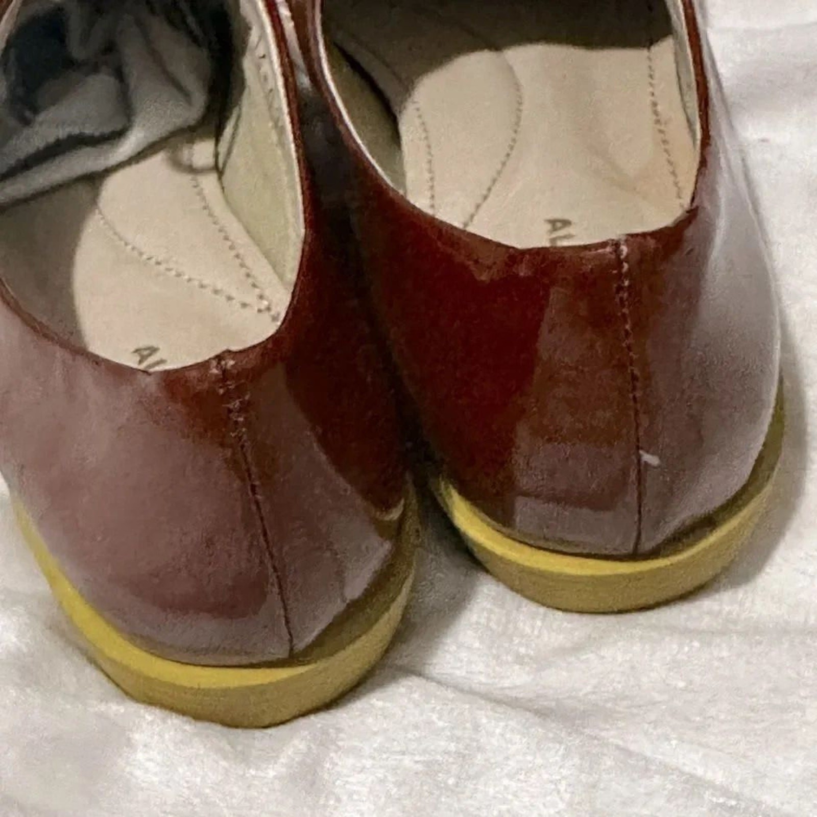 SAOLA ALL BLACK x ANTHROPOLOGIE Scarpe stringate marrone vernice suola gialla Oxford 36