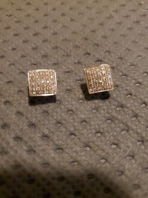 Pave Diamant Ohrstecker