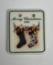 1998 Longaberger Christmas Ceramic Tie-On