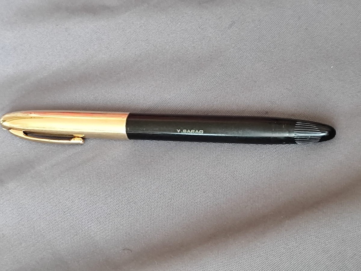 SHEAFFER VALIANT SNORKEL FOUNTAIN PEN. 14K GOLD NIB & BAND. BLACK