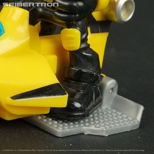 Rescue Gear AXEL FRAZIER + MICROCOPTER Transformers Rescue Bots 2011 240427E - Picture 3 of 12