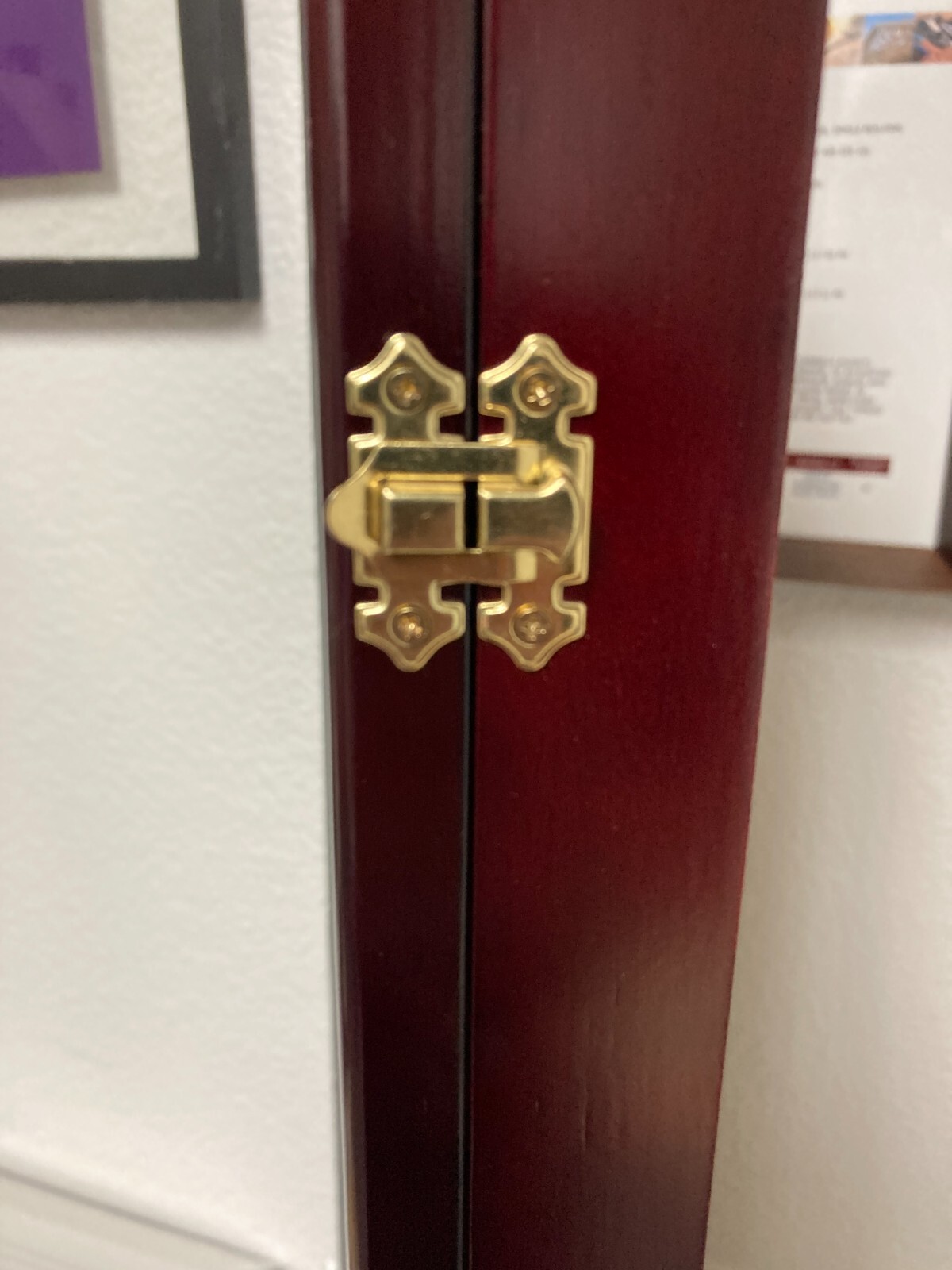 Display Gifts, Inc 60 Spoon Mahogany Display w/Clear Acrylic