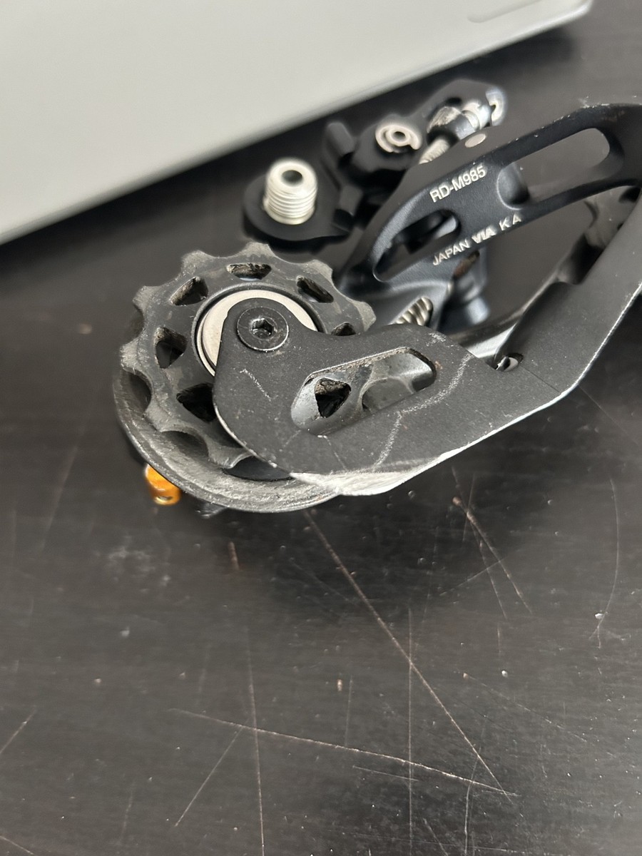 Shimano XTR RD-M985 Rear Derailleur 10s with Clutch Long Carbon