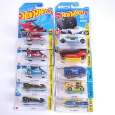 Hot Wheels Experimotors Fantasy Lot Draggin Wagon Clip Rod Embosser Lot of 10