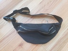 Black Belt Bag/Fanny Pack with 3 Zipper Compartments EXCELLENT CONDITION 