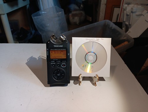 TASCAM DR-40 Linear PCM Digital Recorder w/manual on CD
