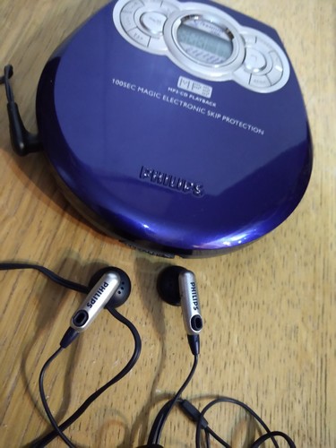 FUNZIONANTE LETTORE CD MP3 EXP2301/00 PHILIPS + CUFFIE ORIGINALI PHILIPS - Foto 2 di 12