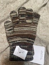 Boys Winter Gloves Paris Accessories New With Tags. Never Used.