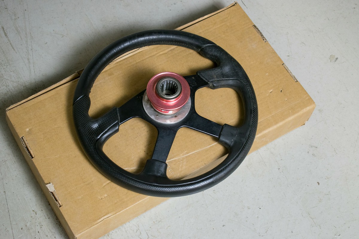 Momo Steering Wheel TYP M36 KBA 70135 Used | eBay
