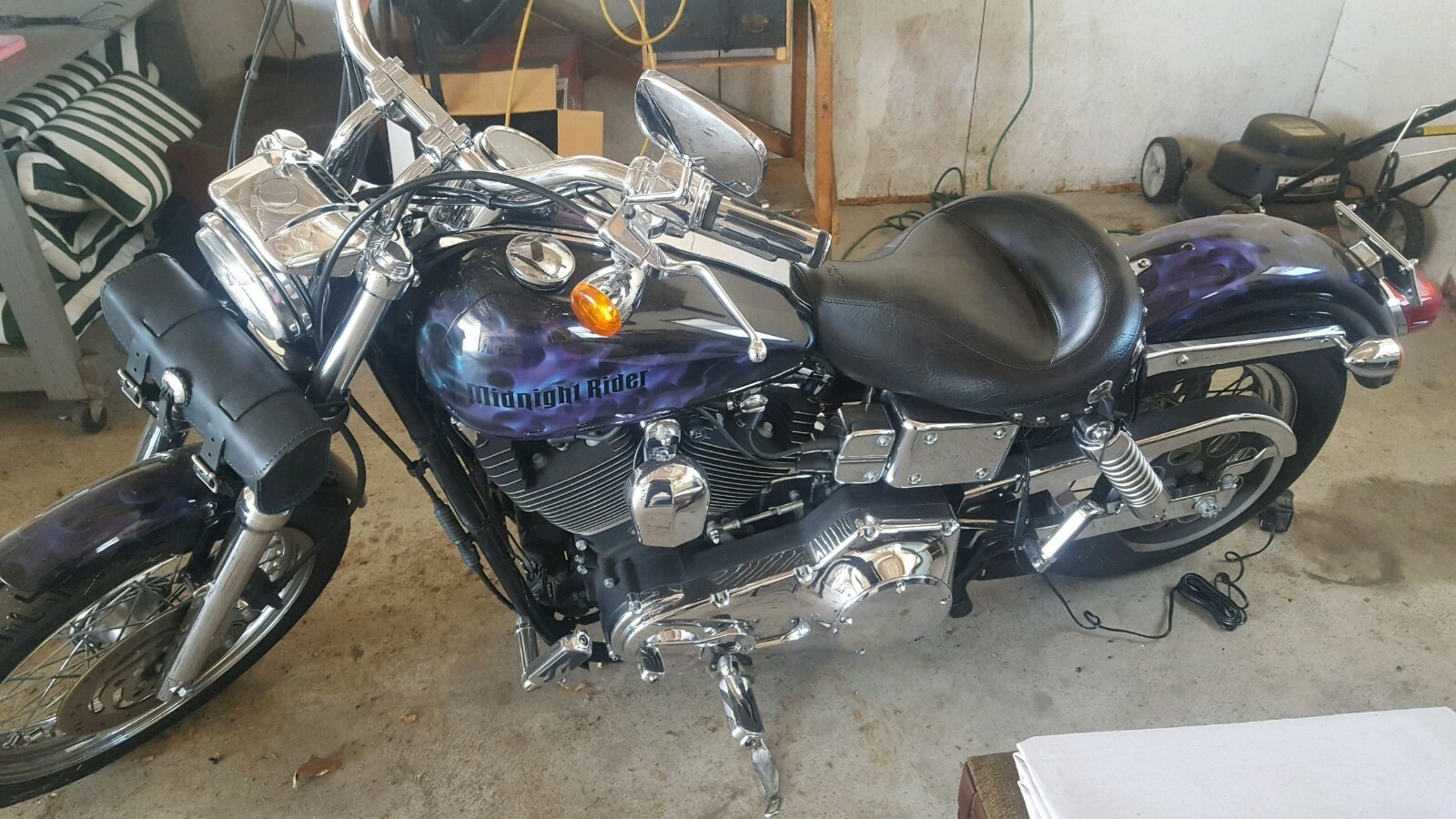 2002 Harley-Davidson Touring  2002 HARLEY-DAVIDSON FXDL MOTORCYCLE