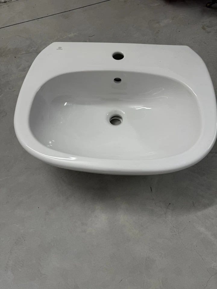 lavabo bagno sospeso Ideal Standard serie Tesi T351401 - Immagine 4 di 4