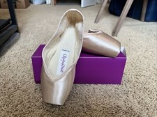 Russian Pointe Sapfir Pointe Shoes - BRAND NEW inBox - Sv38w5v2FS