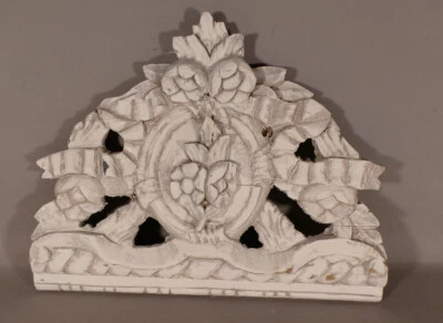 Fronton Louis XVI En Bois Sculpté Patiné, époque XIX ème - Photo 1/4