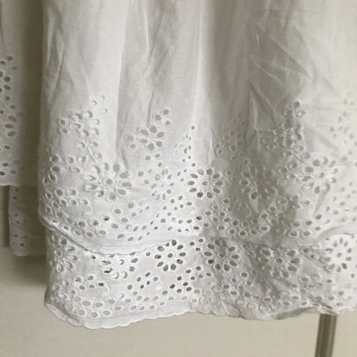Little white online company nightdress