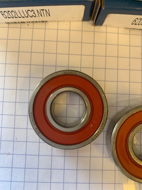 Подшипник 6202 2rs1