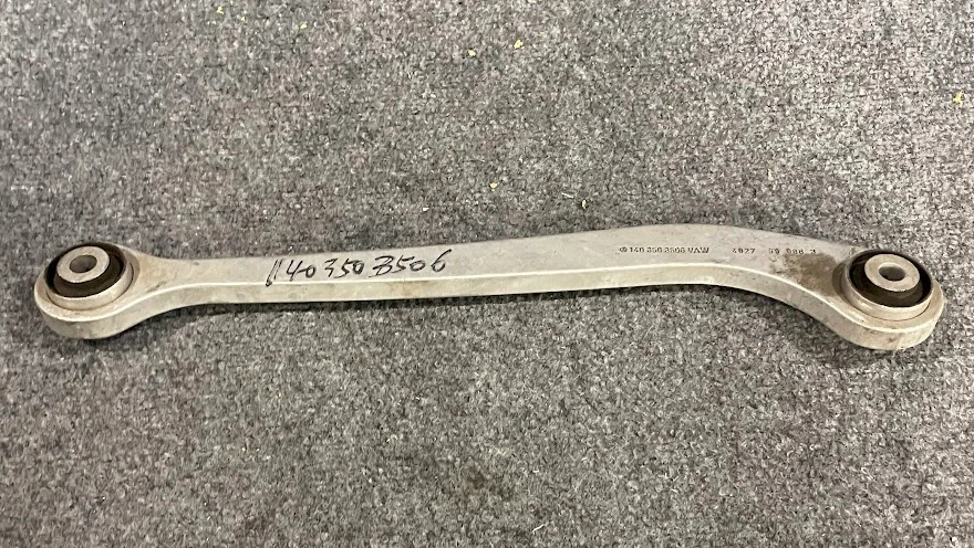 Braço de controle superior traseiro Mercedes-Benz - 140-350-35-06 - MBZ CL500 e mais - Imagem 2 de 4