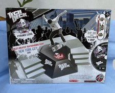 Tech Deck Pyramid Ledge New York City 2010 Worlds Greatest Skateboard Event NEW