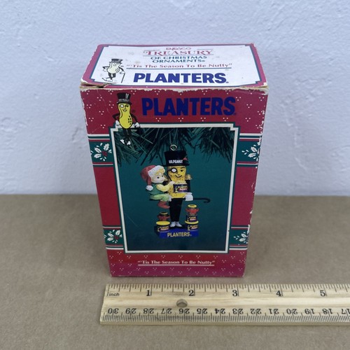 Enesco Treasury Planters Mr. Peanut Tis The Season To Be Nutty Ornamento 1996 - Foto 2 di 10