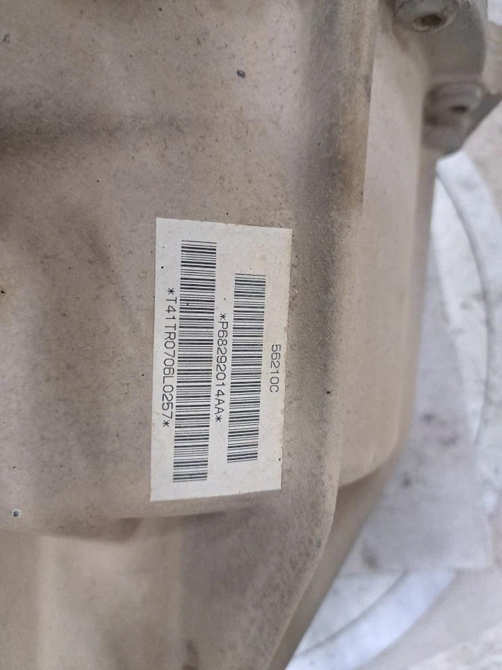 Estuche de transferencia Ram1500 Sku #4171345 2016 Foto 4 de 4