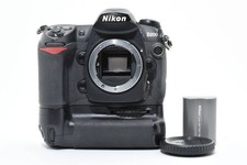 Nikon D200 DSLR Camera Body with MB-D200 Battery Grip Used