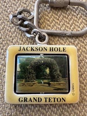 Vintage Keychain Jackson Hole Grand Teton Spins