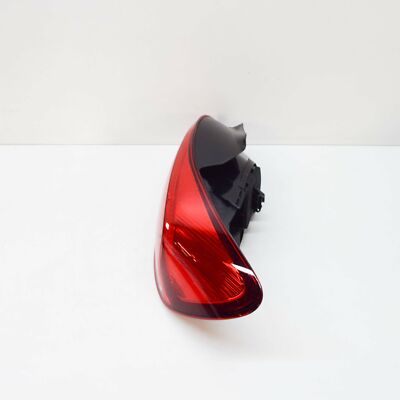 NEW VOLKSWAGEN SCIROCCO MK3 REAR RIGHT TAILLIGHT 1K8945096R 1K8-945-096-R