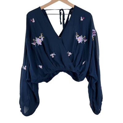 NWT Jacquie The Label Navy Floral Embroidered Cropped Blouse Size Small