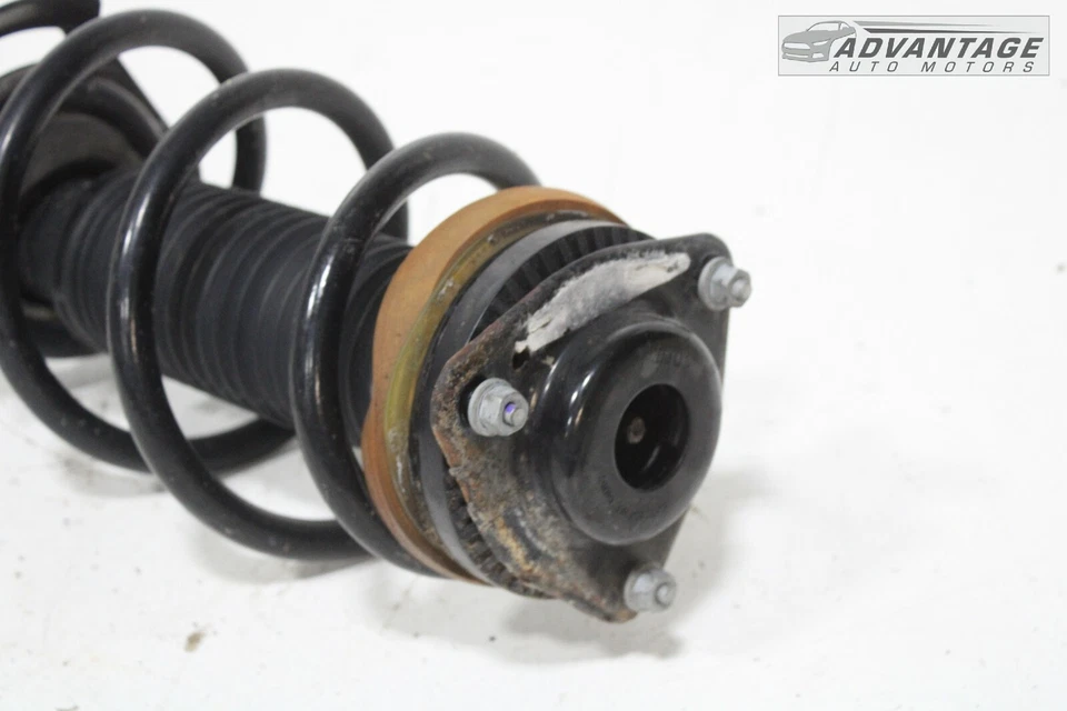 Chrysler Pacifica 2017-2024 tracción delantera derecha puntal de choque con resorte helicoidal OEM Foto 4 de 4