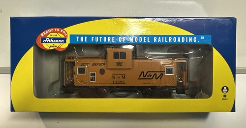 Caboose Athearn escala HO RTR N de M Nacionales de México Wide Vison #44085 | Condition: Used
