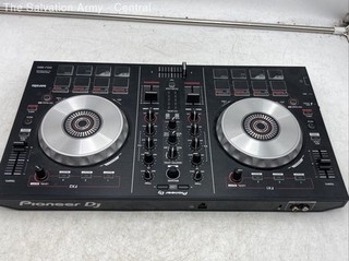 Pioneer DJ DDJ SB2 Black Dual Jog Wheel RCA Output Double Deck Controller Player
