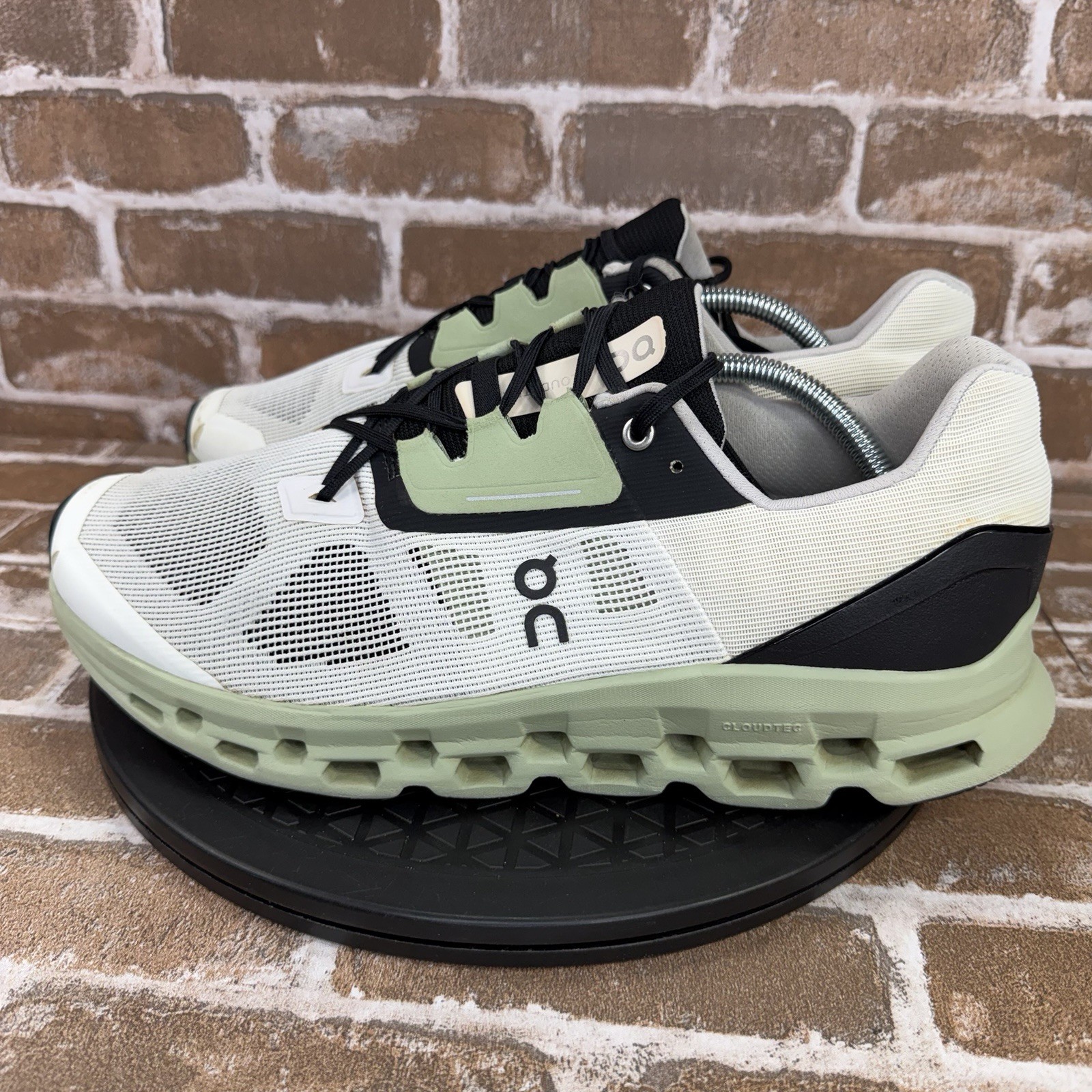 On Cloud Cloudstratus Athletic Running Shoes Whit… - image 1