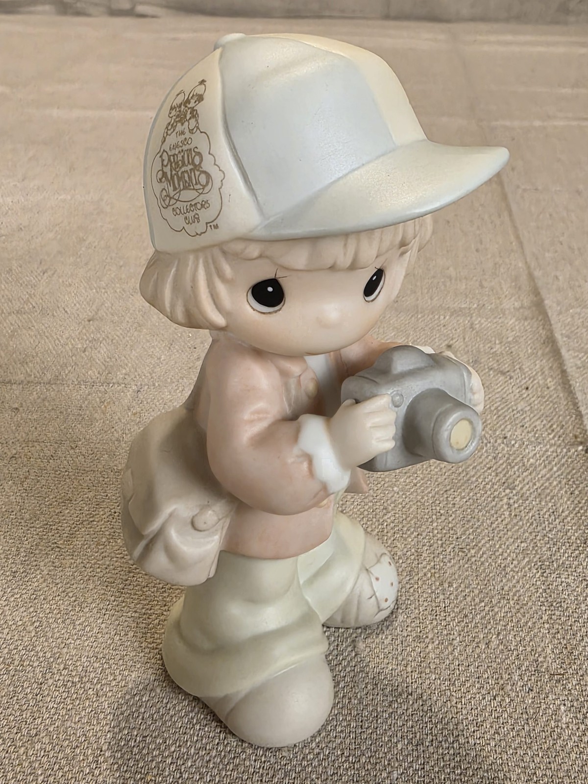 Vintage 1997 Precious Moments Focusing On Those Precious Moments Figurine