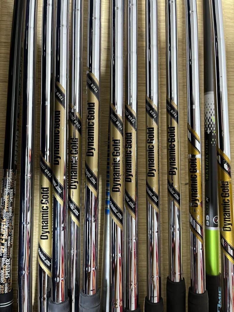 14 clubs provided! Super deluxe TaylorMade golf set X +