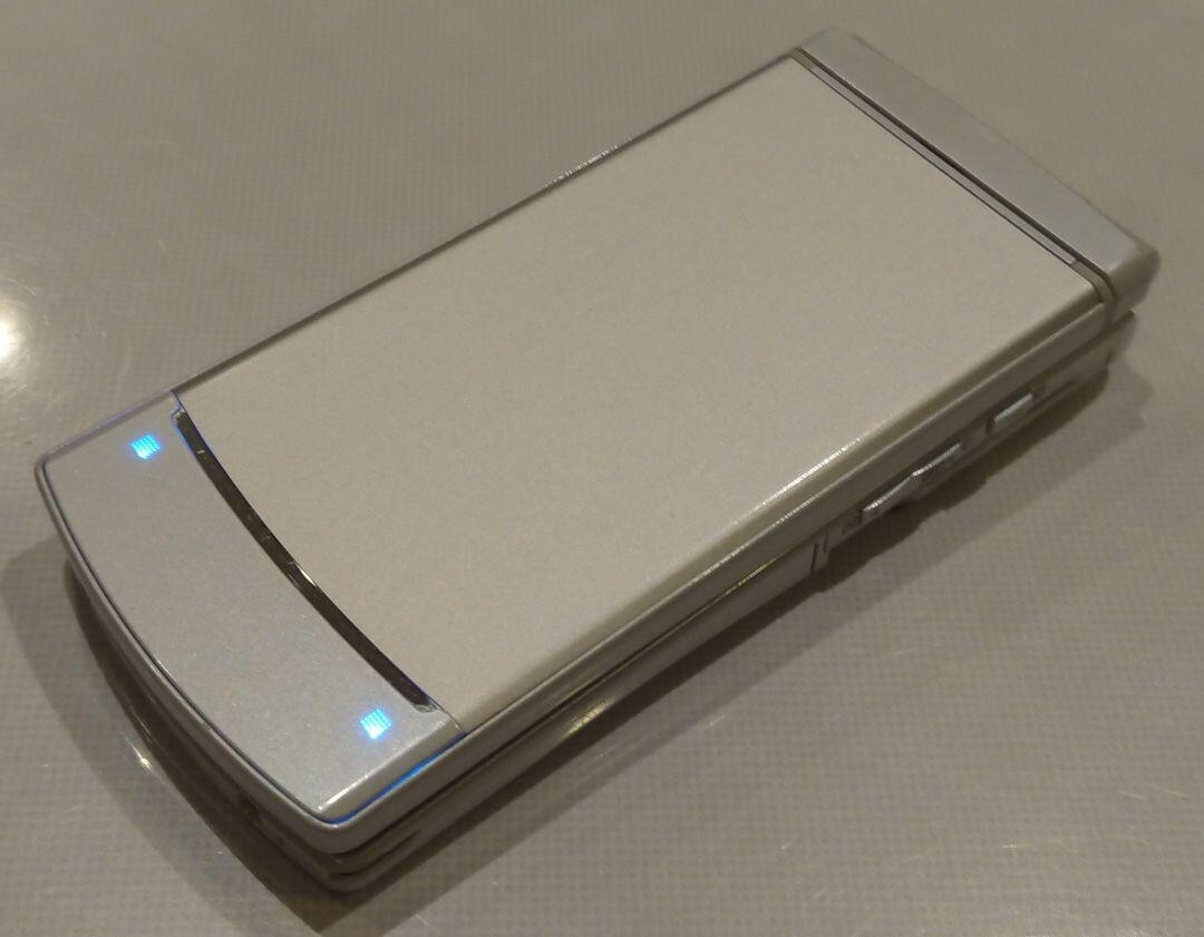 docomo N-02D WHITE mobile phone communication confirmed NEC Home