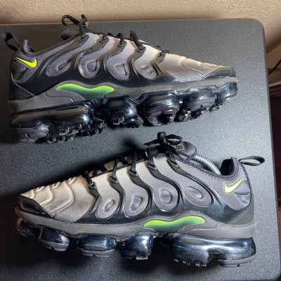 nike vapormax plus neon 95