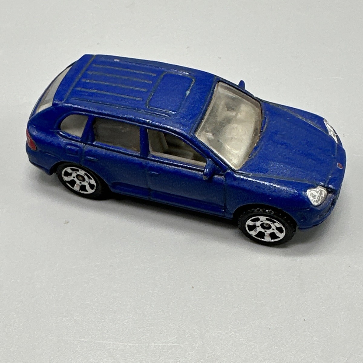 Matchbox Porsche Cayenne Turbo 1:66 Scale Blue 2004 Loose | eBay