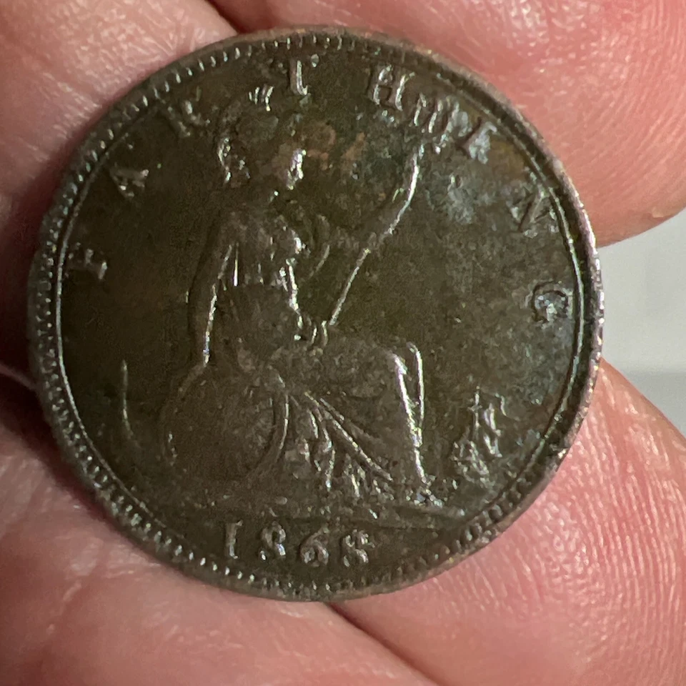 Great Britain Queen Victoria “Bun Head” Copper Farthing 1868 Very Nice! E136 - Image 4 of 4