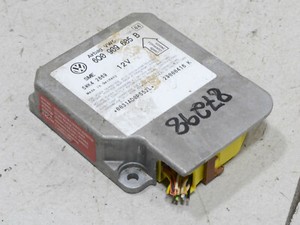 VW Passat 3B Limo Bj 2000 Airbag Steuergerät 6Q0909605B #87298-E293