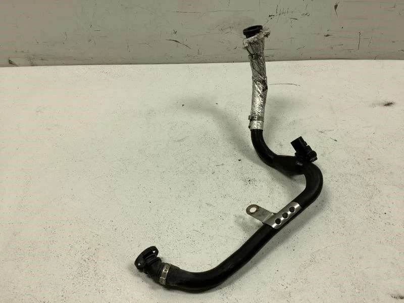 Tubo de manguera intercooler turbo Cadillac SRX 2010 con colector mapa de presión absoluta Foto 2 de 4