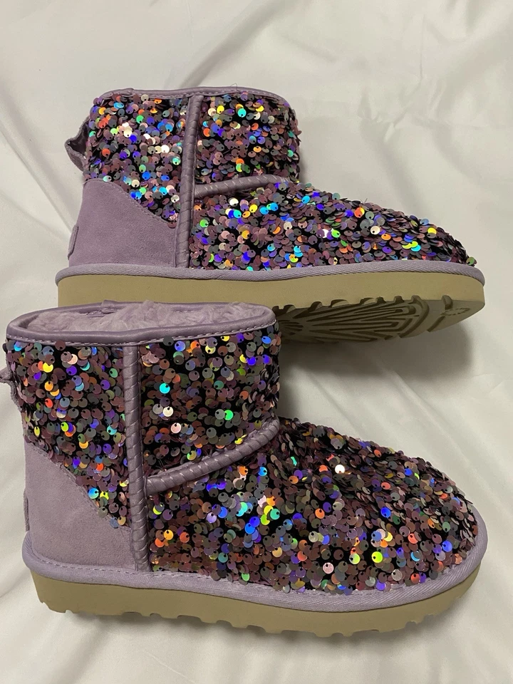 Ugg Classic Short Stellar Sequin Lilac Frost Fur Boots Womens Size 6 No Box - Image 2 of 4