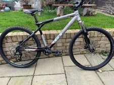 gt Avalanche 1.0    mountain bike