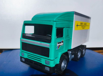 BRUDER LKW Euro - Cargo F-16 Intercooler grün-grau