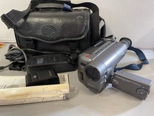 Sony Handycam Vision CCD-TRV22 Video 8 8mm Camcorder 26X Digital Zoom WORKS