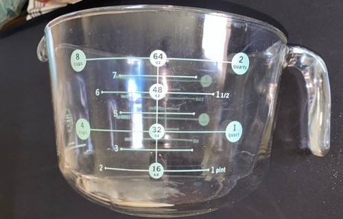 Vintage Green Dot Martha Stewart Everyday Glass Measuring Cup 2 QT/ 8 CUPS/64 OZ