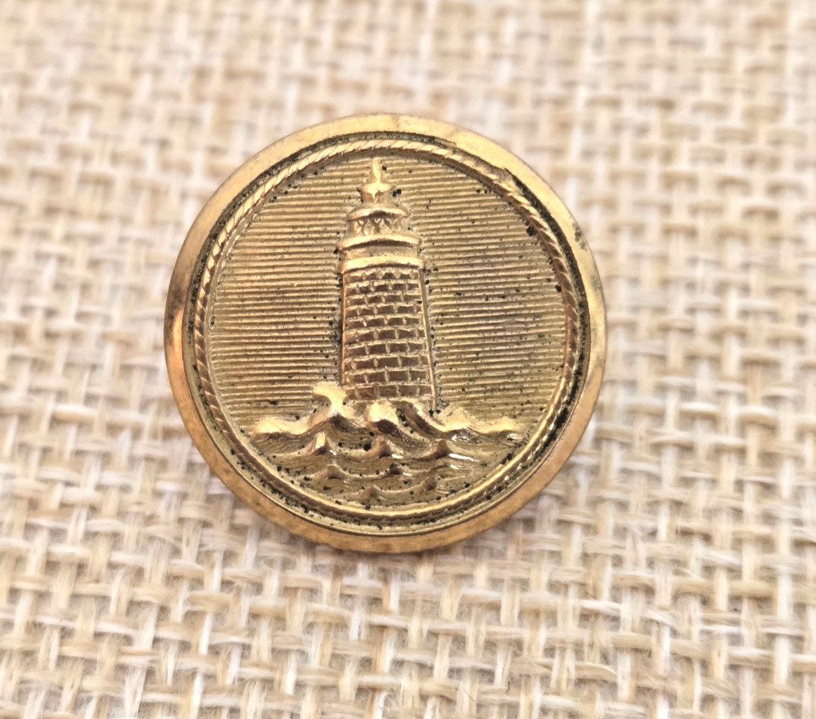 antique,Gold washed,FINE QUALITY Lighthouse button, 3/4", VERY NICE! VERY GOLDEN