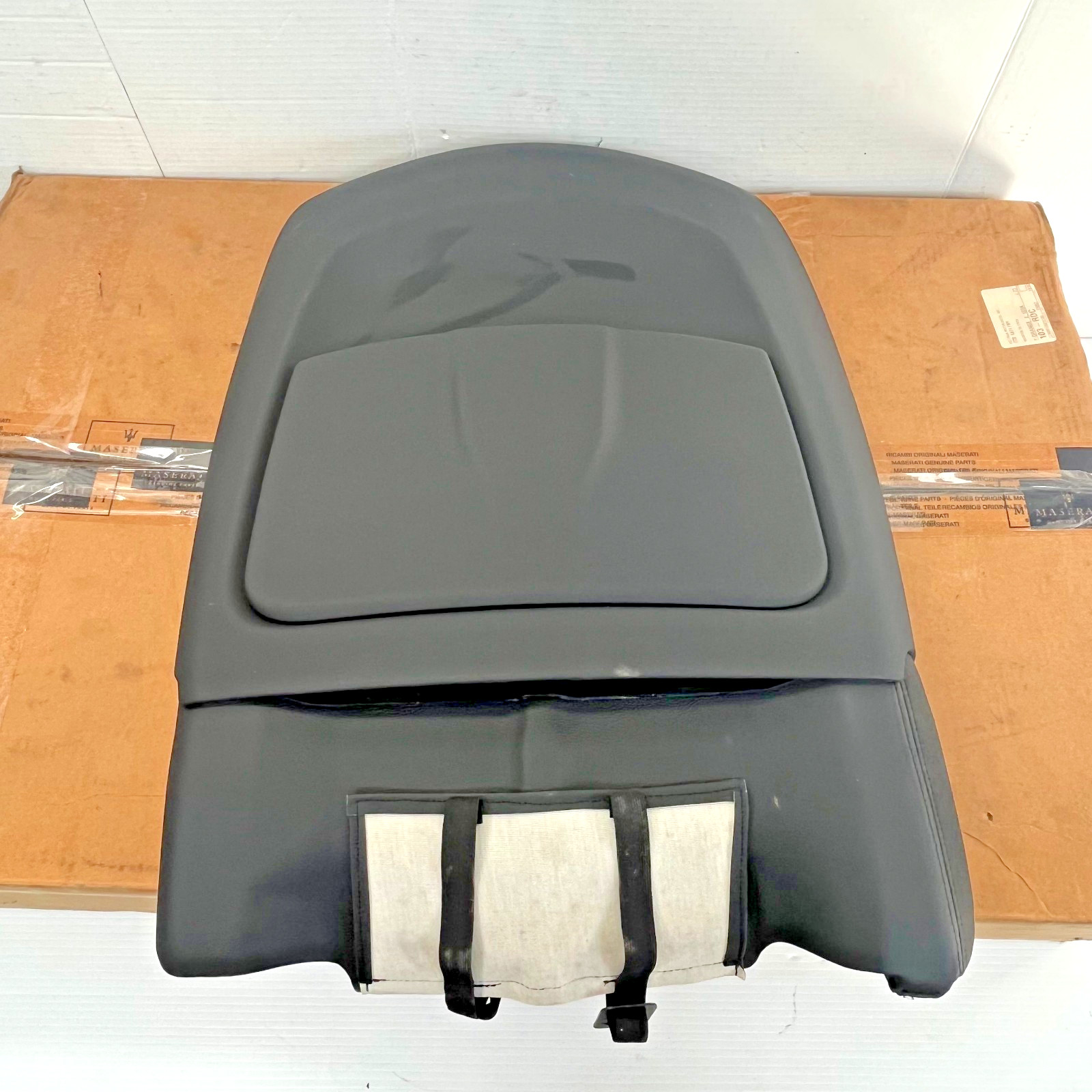 NEW 2013 - 2016 MASERATI QUATTROPORTE RIGHT SEAT BACK PANEL BLACK 673000459 OEM