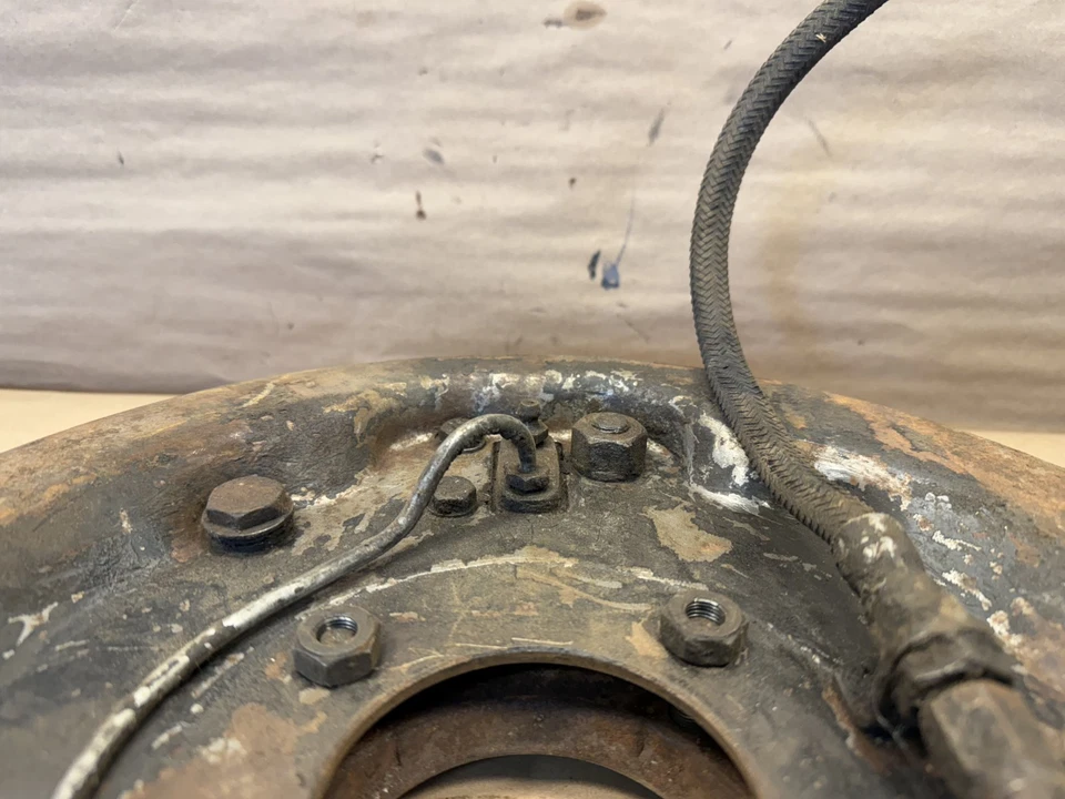 Placa de respaldo delantera derecha original Alfa Romeo 2000 Spider Sprint Foto 4 de 4