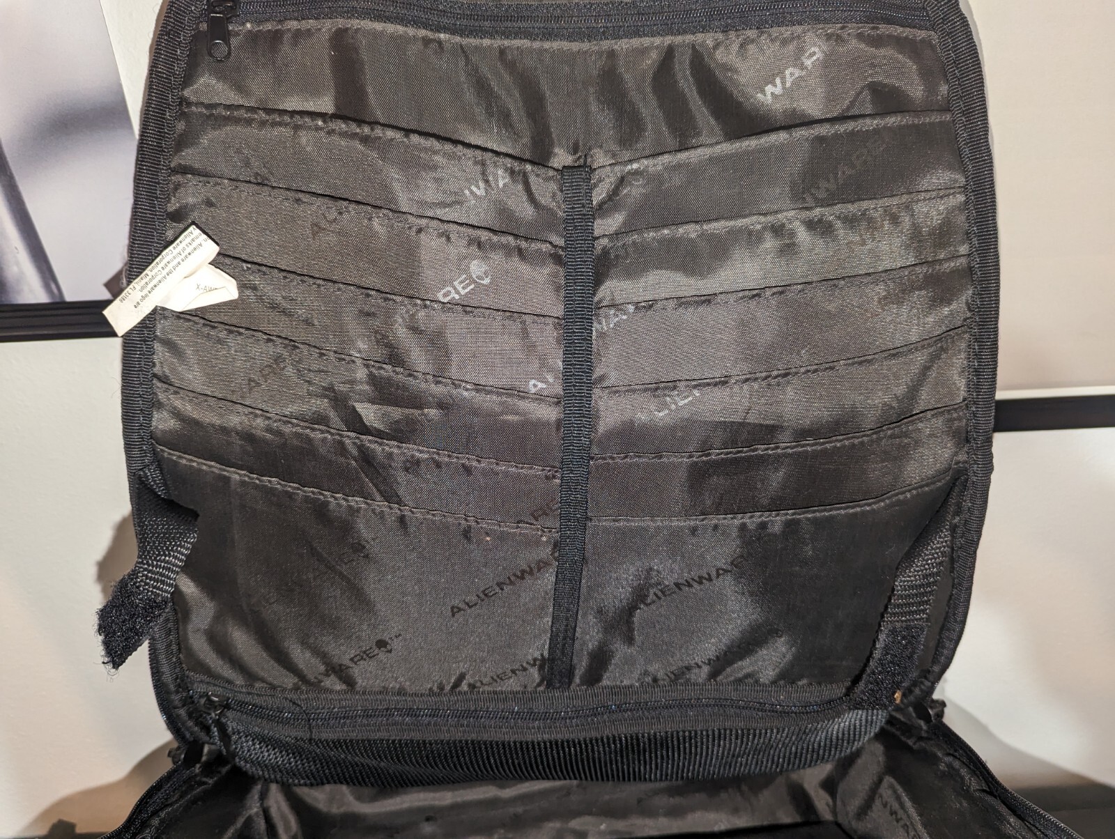 Alienware Backpack Deluxe Mobile Edge 17" Laptop Backpack
